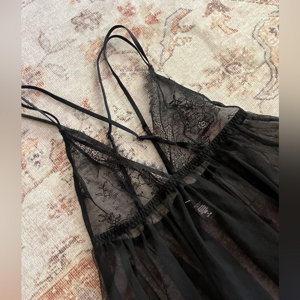 Victoria’s Secret sheer babydoll lingerie - Picture 3 of 7